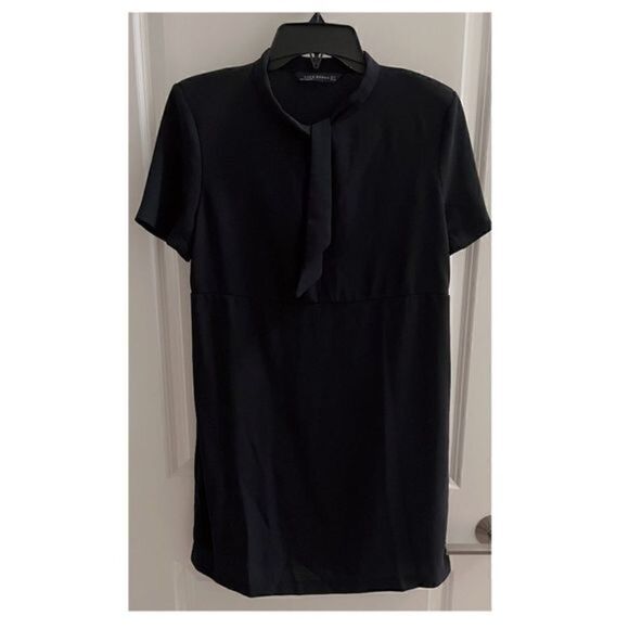 Zara MEDIUM Black Short Sleeve Dress - Picture 1 of 3